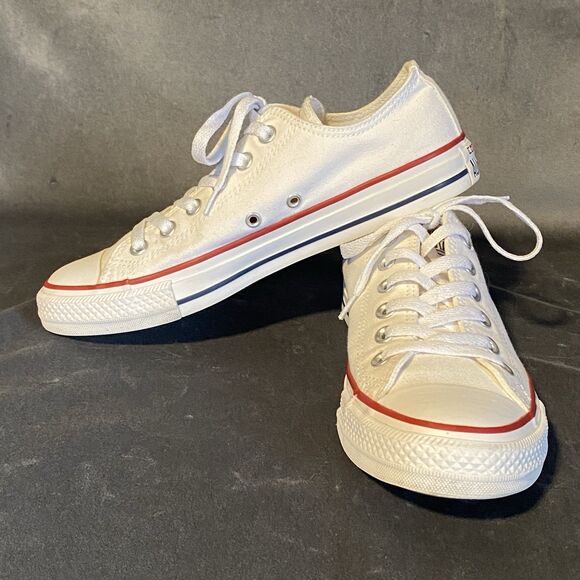 Converse White All Star Low Top Shoes Unisex Men's 6 Women's 8 - Picture 2 of 11